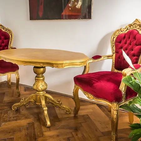 Heaven Eleven - Old Town Apartment *